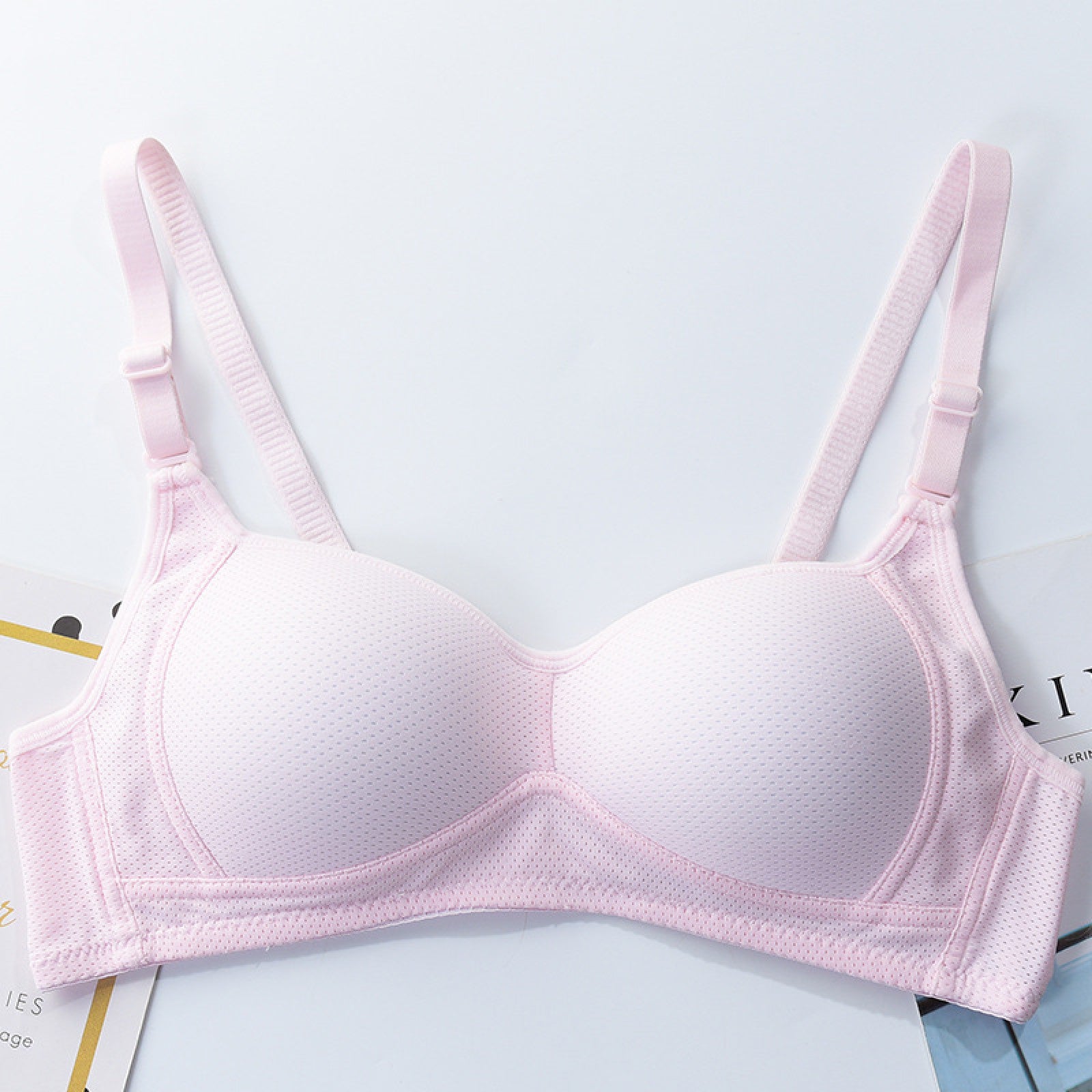 W Comfortable, sporty, quick dry, breathable bra