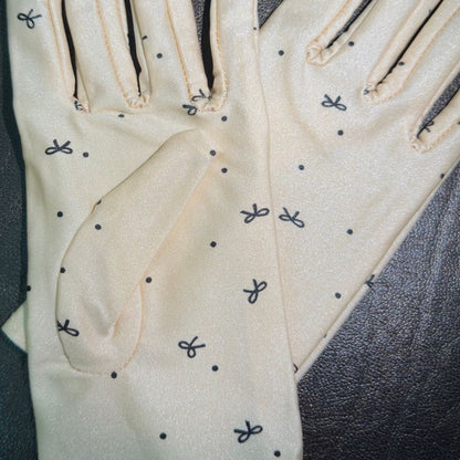 Gloves The Comfort Theory